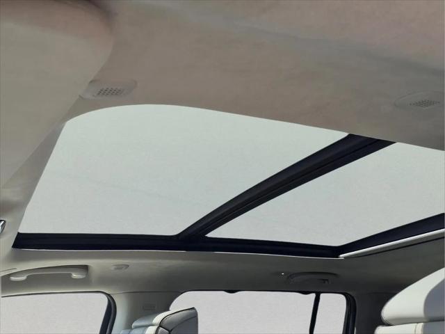 2023 Jeep Grand Wagoneer L Series II 4x4