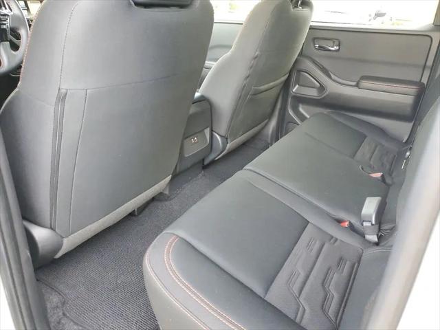 2025 Nissan Frontier Crew Cab PRO-4X 4x4