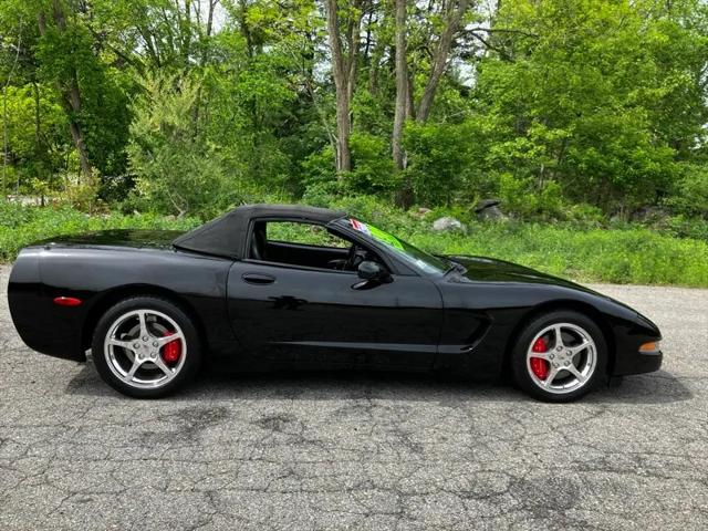 2000 Chevrolet Corvette Base