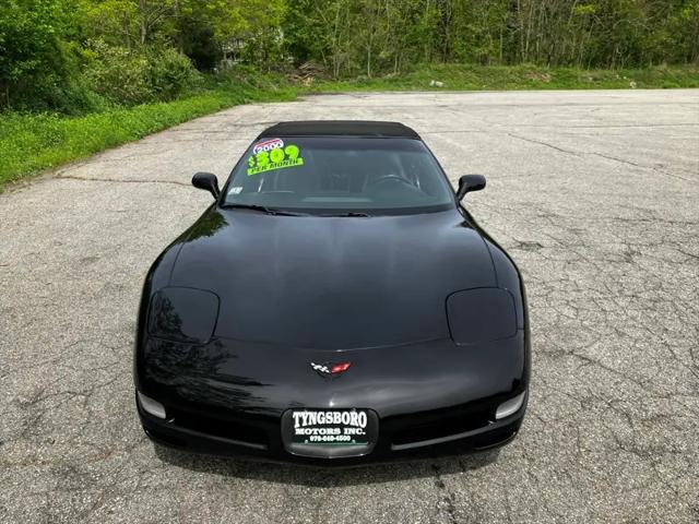 2000 Chevrolet Corvette Base