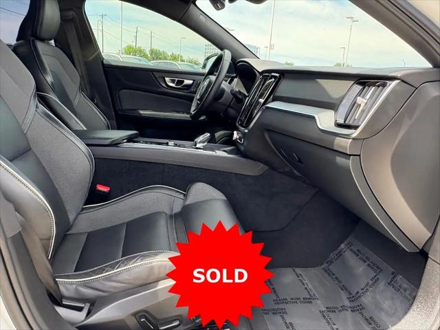 2024 Volvo S60 B5 Plus Black Edition