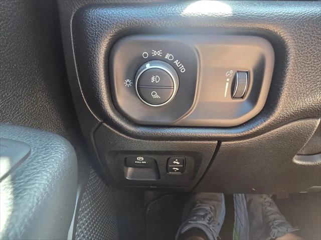 2020 Ram 1500 Lone Star Crew Cab 4x2 5'7" Box