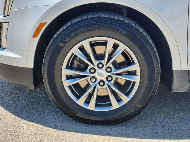 2022 Cadillac XT5 FWD Premium Luxury