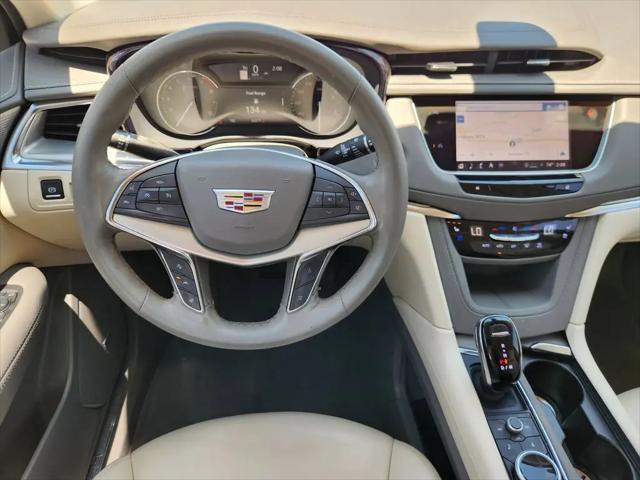 2022 Cadillac XT5 FWD Premium Luxury