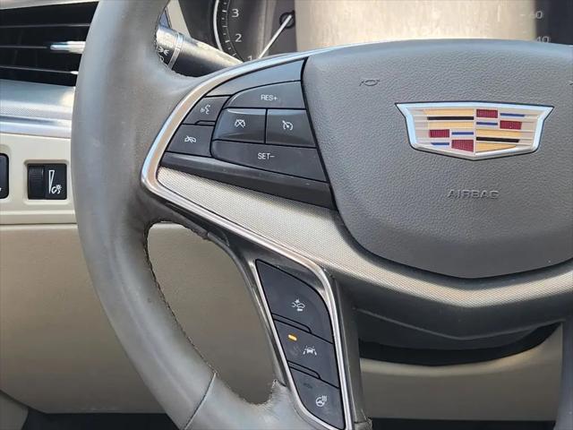 2022 Cadillac XT5 FWD Premium Luxury