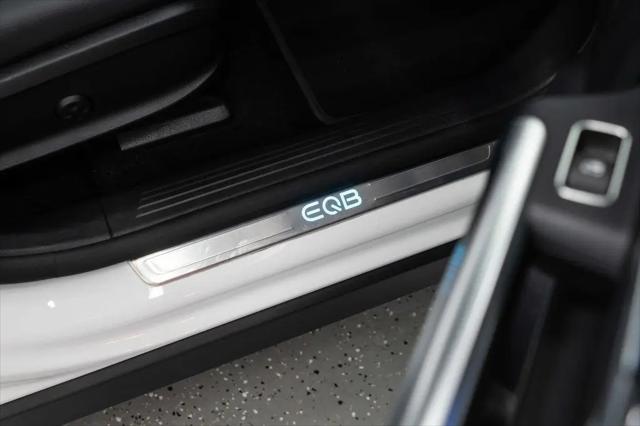 2025 Mercedes-Benz EQB 300 4MATIC