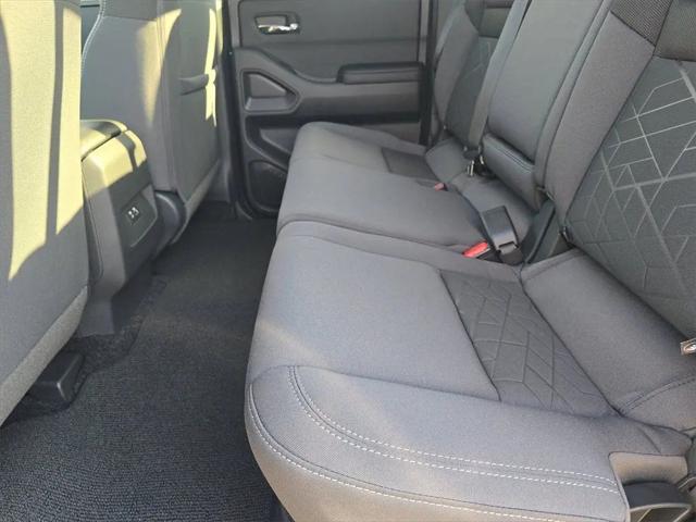 2026 Nissan Frontier Crew Cab SV 4x2