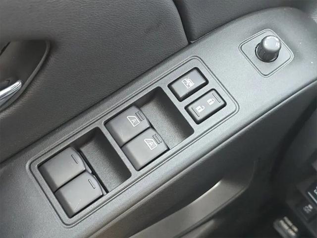 2026 Nissan Frontier Crew Cab SV 4x2
