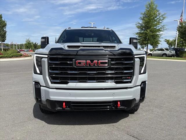 2025 GMC Sierra 3500HD 4WD Crew Cab Standard Bed AT4