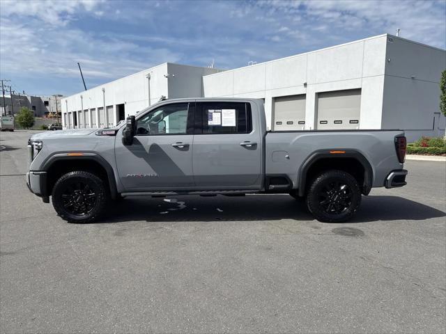 2025 GMC Sierra 3500HD 4WD Crew Cab Standard Bed AT4
