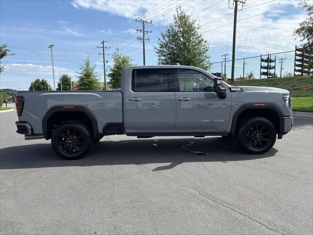 2025 GMC Sierra 3500HD 4WD Crew Cab Standard Bed AT4
