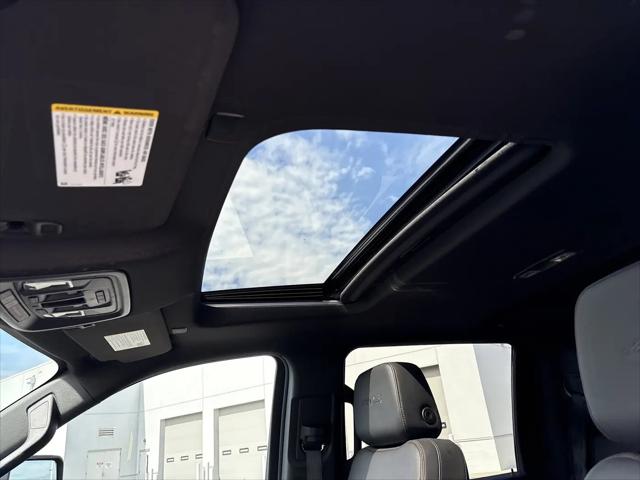 2025 GMC Sierra 3500HD 4WD Crew Cab Standard Bed AT4