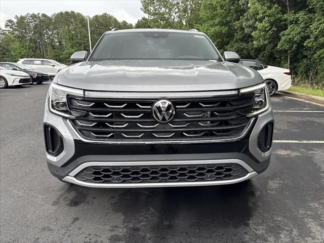 2026 Volkswagen Atlas Cross Sport SE with Technology