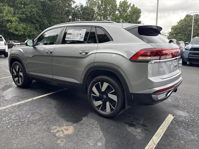 2026 Volkswagen Atlas Cross Sport SE with Technology