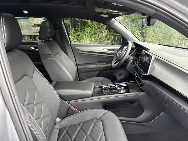2026 Volkswagen Atlas Cross Sport SE with Technology