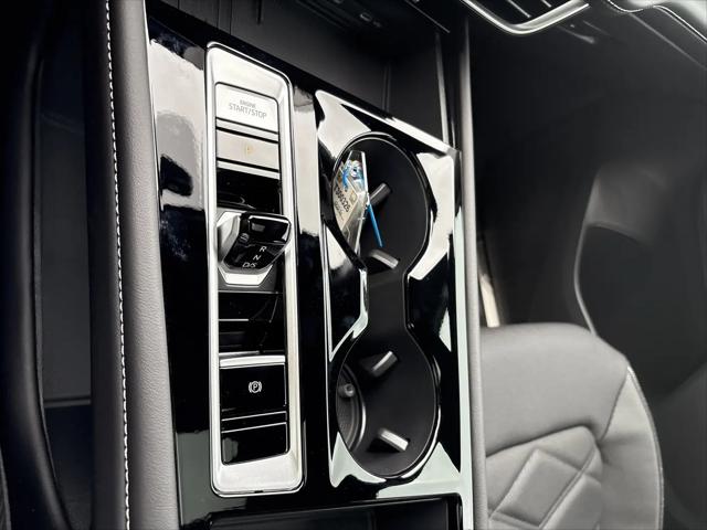 2026 Volkswagen Atlas Cross Sport SE with Technology