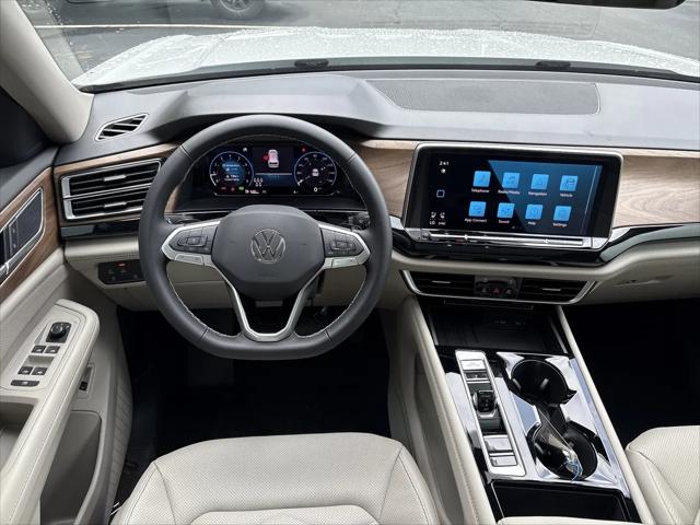 2026 Volkswagen Atlas SE with Technology