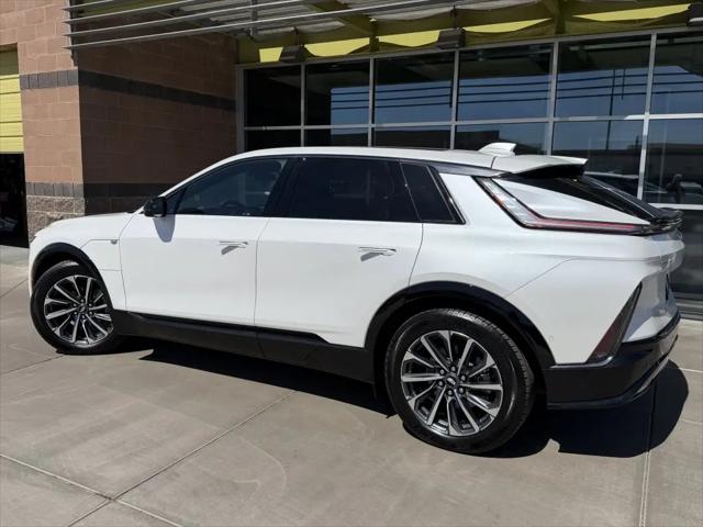 2024 Cadillac iQ Sport w/1SF