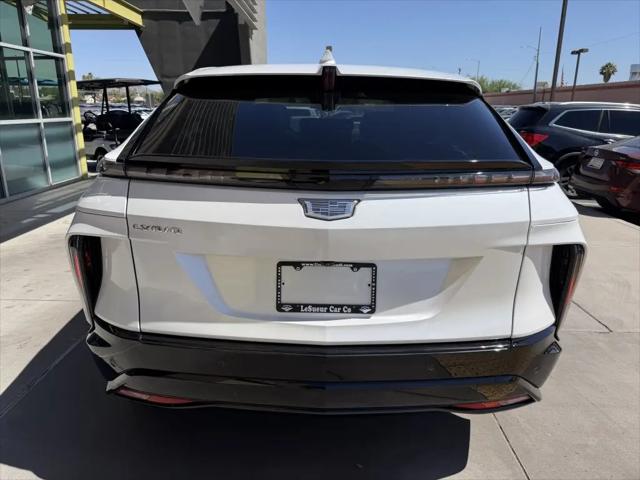 2024 Cadillac iQ Sport w/1SF