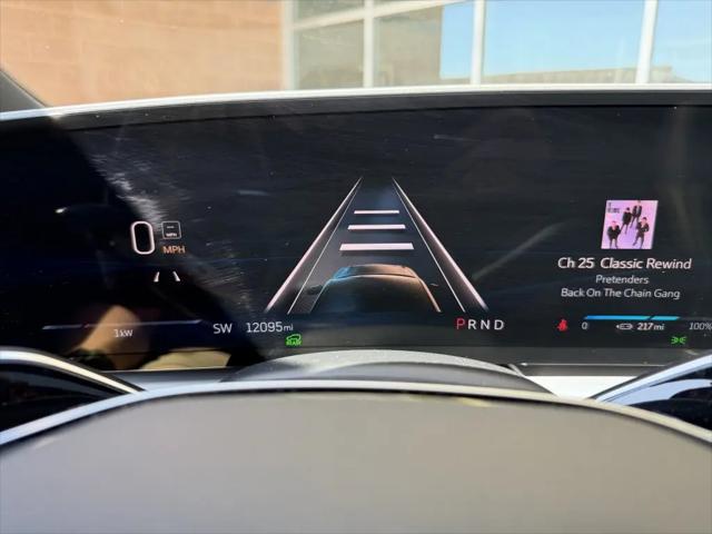 2024 Cadillac iQ Sport w/1SF