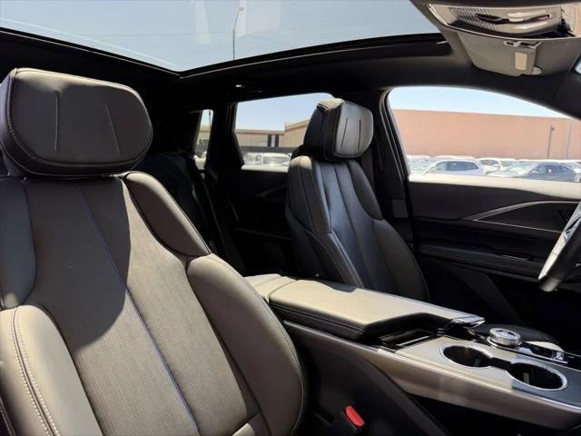 2024 Cadillac iQ Sport w/1SF