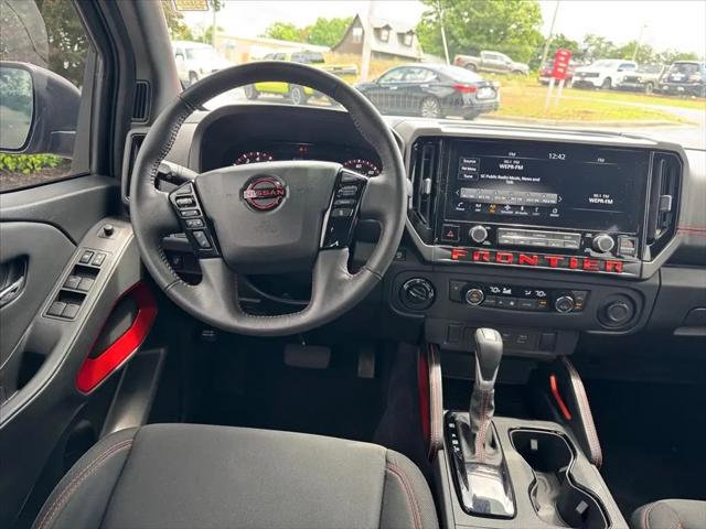 2025 Nissan Frontier Crew Cab PRO-4X 4x4