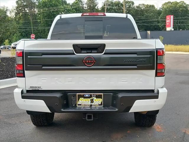 2025 Nissan Frontier Crew Cab PRO-4X 4x4