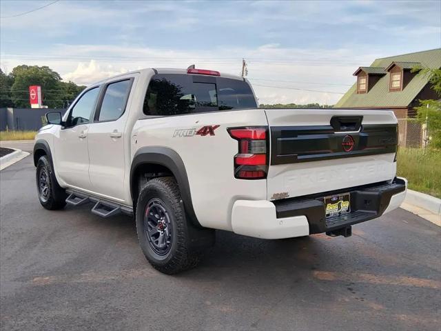 2025 Nissan Frontier Crew Cab PRO-4X 4x4