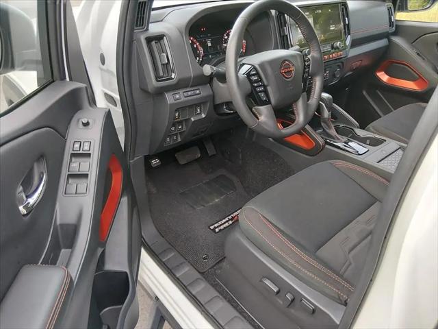 2025 Nissan Frontier Crew Cab PRO-4X 4x4