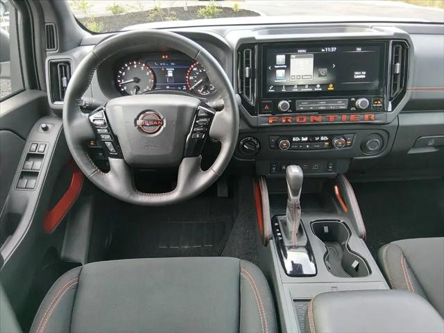 2025 Nissan Frontier Crew Cab PRO-4X 4x4