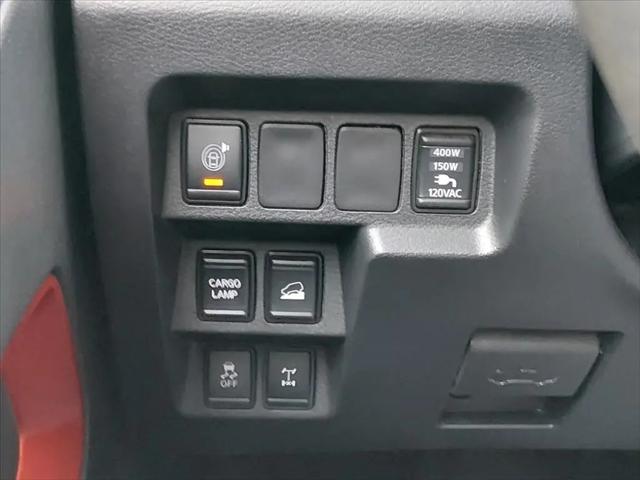 2025 Nissan Frontier Crew Cab PRO-4X 4x4