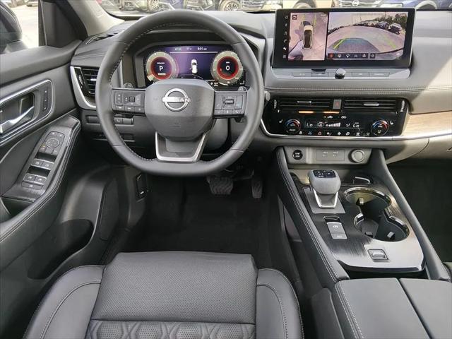 2025 Nissan Rogue Platinum FWD