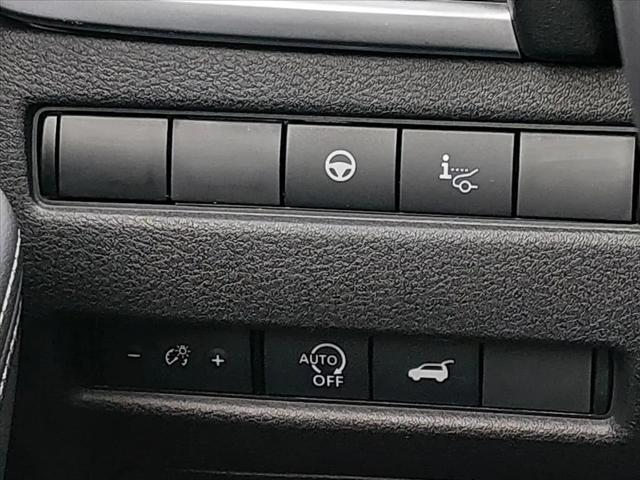 2025 Nissan Rogue Platinum FWD