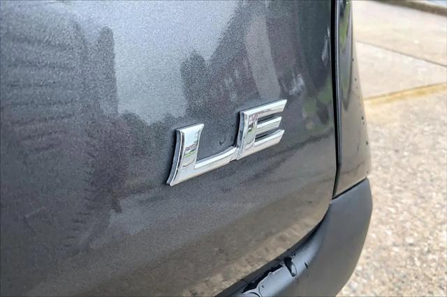 2025 Toyota Sienna LE