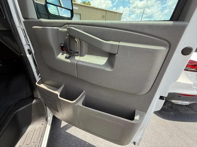 2019 Chevrolet Express LT