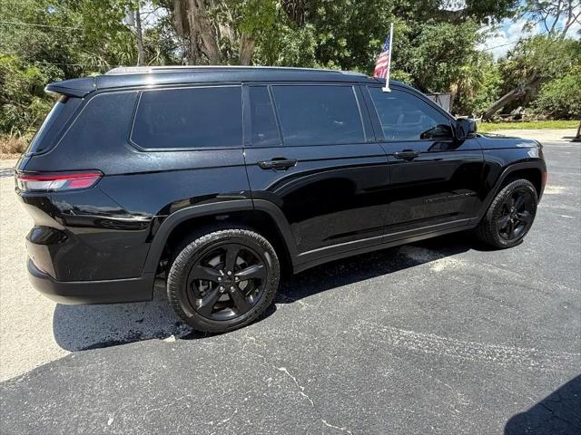 2023 Jeep Grand Cherokee L Altitude 4x2