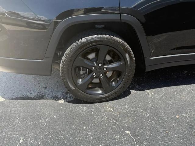 2023 Jeep Grand Cherokee L Altitude 4x2