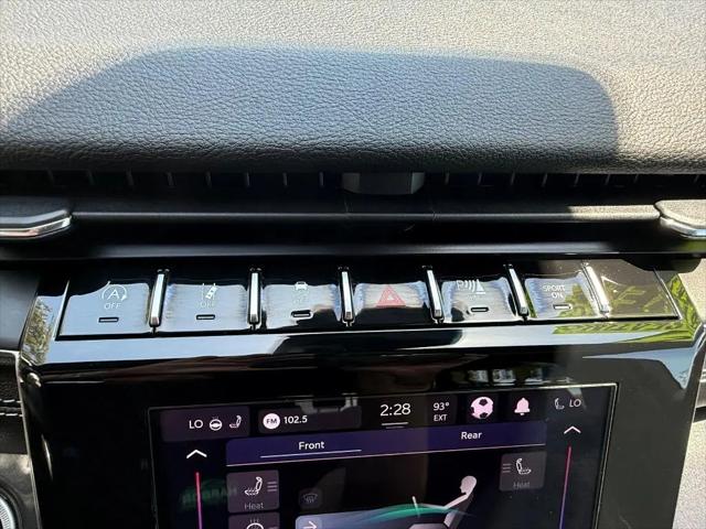2023 Jeep Grand Cherokee L Altitude 4x2