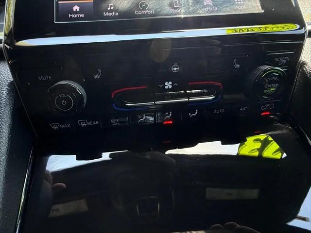 2023 Jeep Grand Cherokee L Altitude 4x2