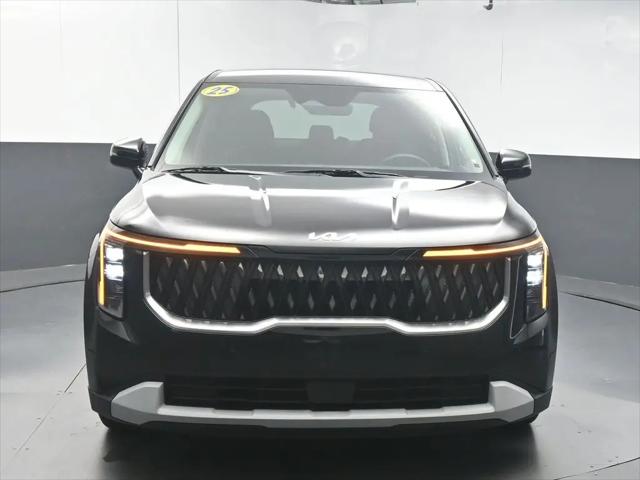 2025 Kia Carnival MPV LXS