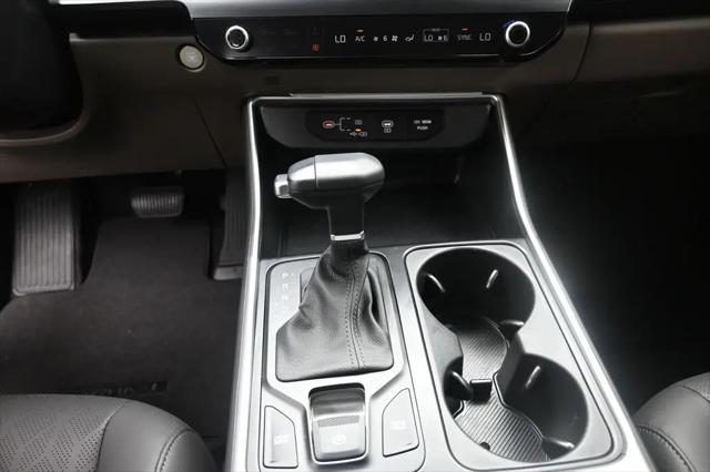 2025 Kia Carnival MPV LXS