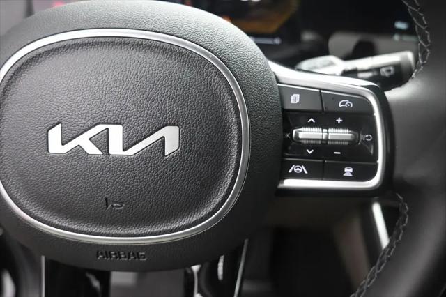 2025 Kia Carnival MPV LXS