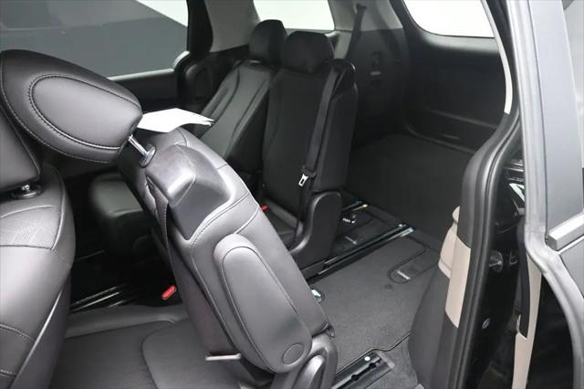 2025 Kia Carnival MPV LXS