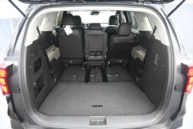 2025 Kia Carnival MPV LXS