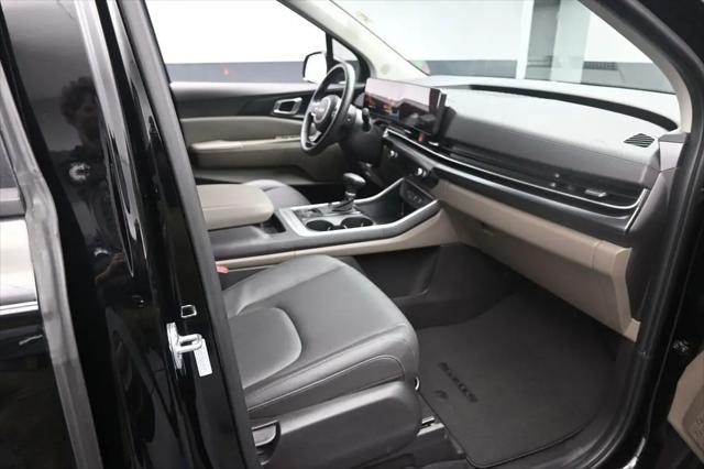 2025 Kia Carnival MPV LXS