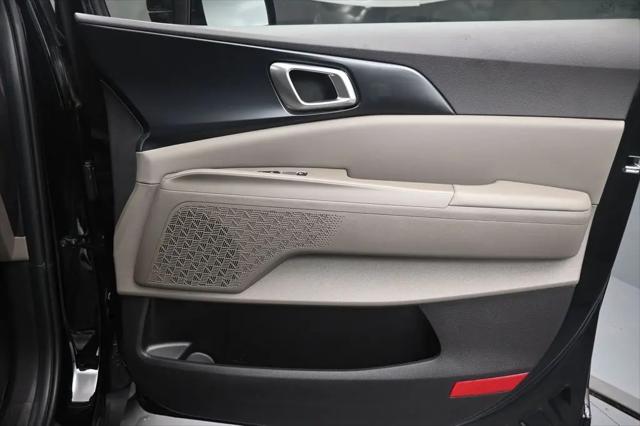 2025 Kia Carnival MPV LXS