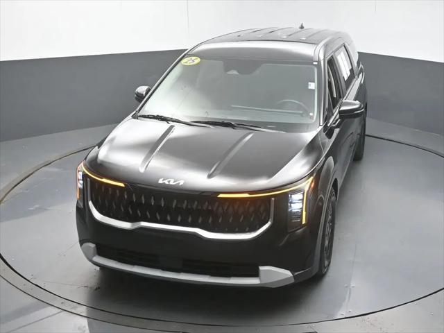 2025 Kia Carnival MPV LXS