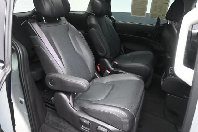 2025 Kia Carnival MPV SX Prestige