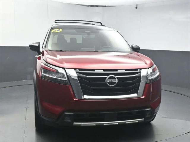 2024 Nissan Pathfinder Platinum FWD