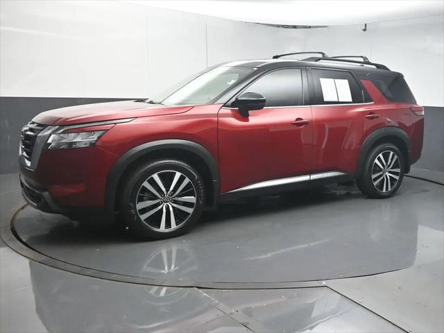 2024 Nissan Pathfinder Platinum FWD